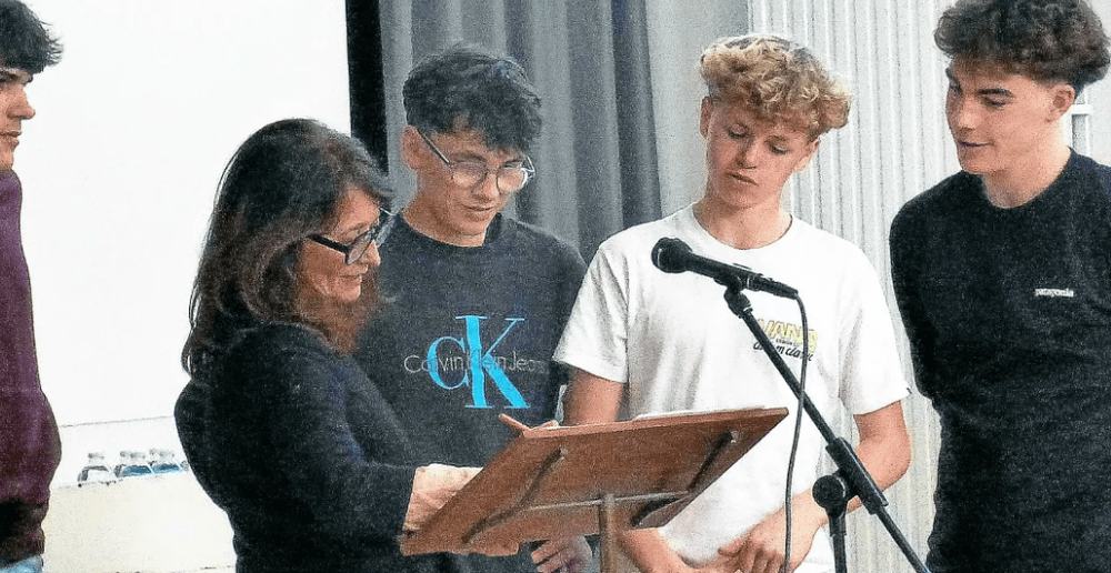 À Quimperlé, le prestigieux exercice de lecture des lycéens de Kerbertrand